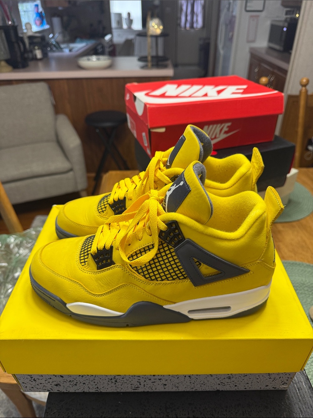 Jordan 4